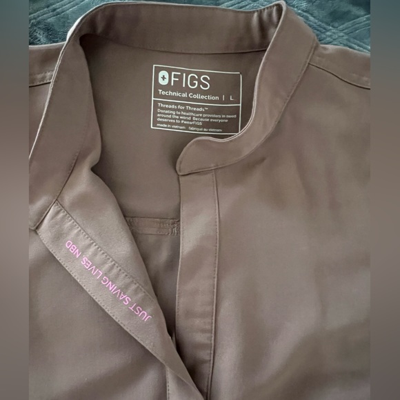 Figs Other - FIGS, Smokey Taupe, Rafaela Oversized Scrub Top ™, L